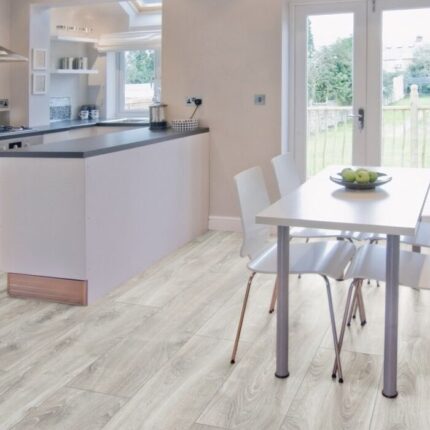 Flotante Kronotex Highland Eiche Silber D-4797 Mammut Pluss -