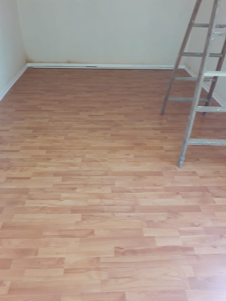 cerezo_silvestre_sku_19837_kronotex_oferta_pttvljfeon93d5kv.jpg Flotante Superior Cerezo Silvestre D-2359 - Image 1