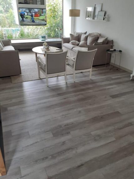 Roble Moscu 1101 - Piso Vinilico SPC