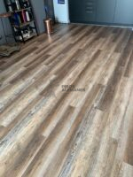 Olivo S8890 - Piso Vinilico SPC 4 mm