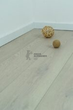 K668 Mist Ethereal Oak - Binyl Pro ORCA - Image 4