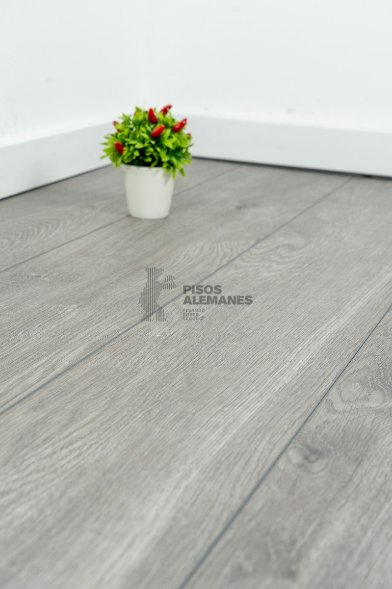 dsc00555.jpg K395 Tornado OAK - Binyl Pro ORCA - Image 1