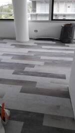 Roble Molly CLT-986 - Piso Vinilico LVT - Image 4