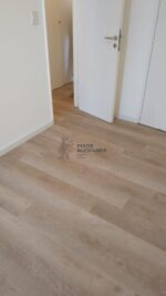 Teka 8882 -  Piso Vinilico SPC 4 mm - Image 4