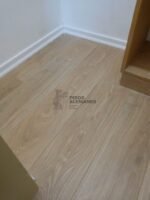 Flotante Kronotex Oferta - 8mm - Waveless Oak Nature D-3004 Exquisit - - Image 3