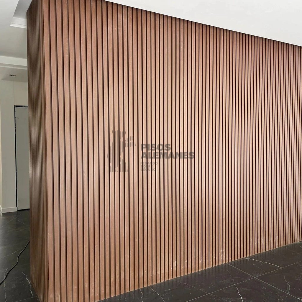 revestimiento-wpc-roble-ambiente Revestimiento Pared Exterior Color 1 Roble Acanalado Vertical - Image 1