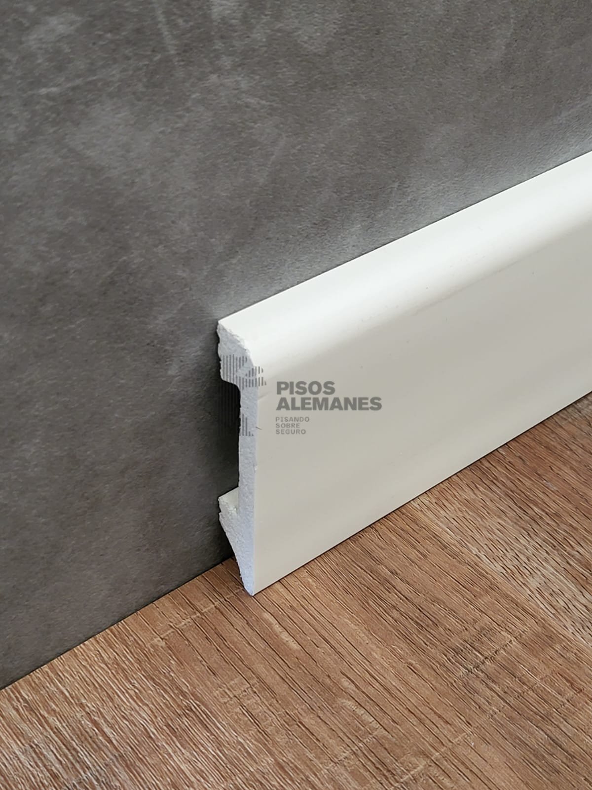 Zocalo EPS Max W Europeo (14mm*75mm*2.90m)