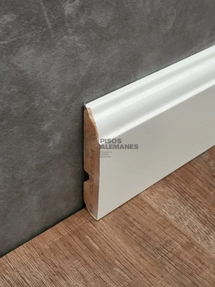 Zocalo Premium Blanco MDF ((15mm*8cm*2,75m)